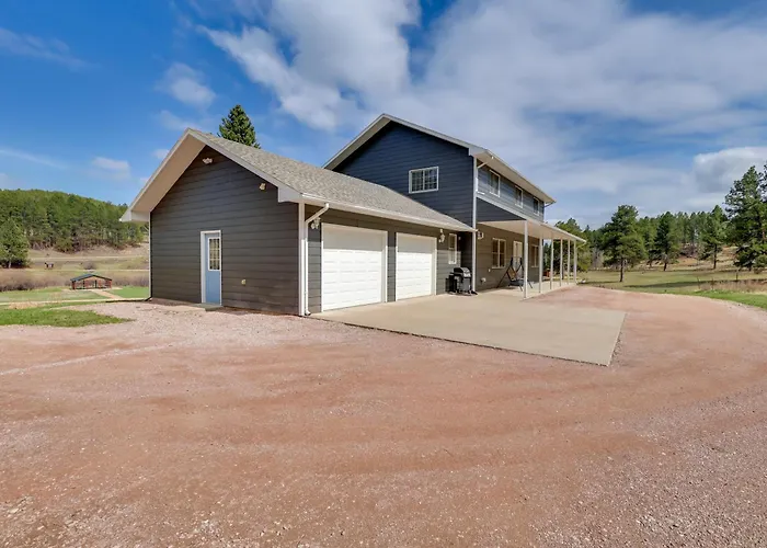 Mickelson Trail Access! Black Hills Group Lodge